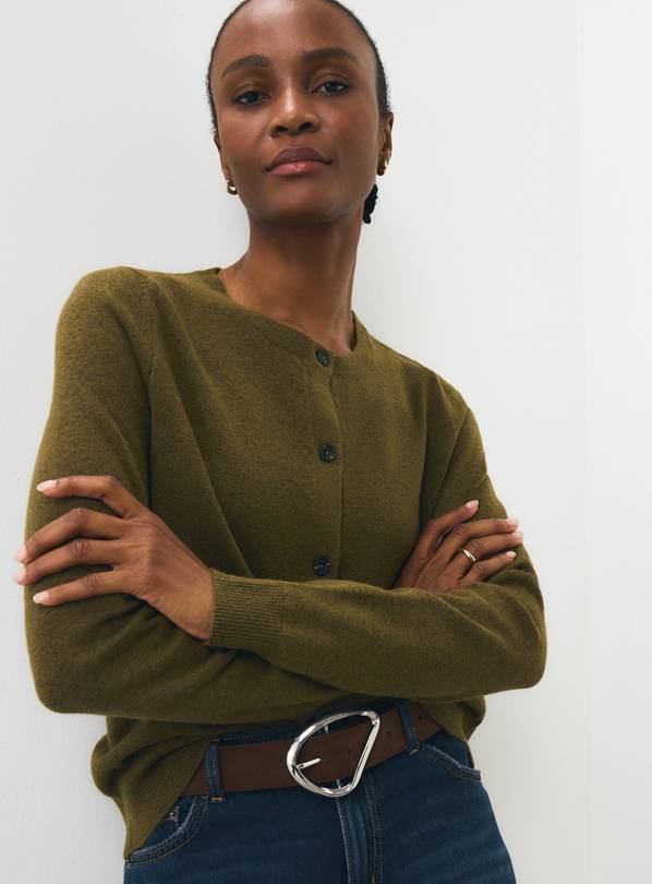 Cosy Yarn Button Through Cardigan 8